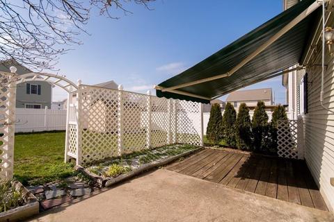 35 Aberdeen St, Fall River, MA 02721 photo 21