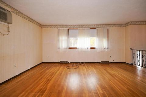 149 Summer St, Maynard, MA 01754 photo 3