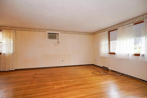 149 Summer St, Maynard, MA 01754 photo 4