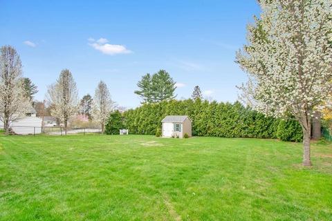 14 Covel St, Springfield, MA 01128 photo 3
