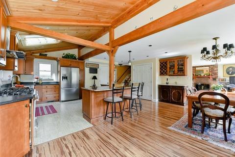 70 Green St, Canton, MA 02021 photo 4