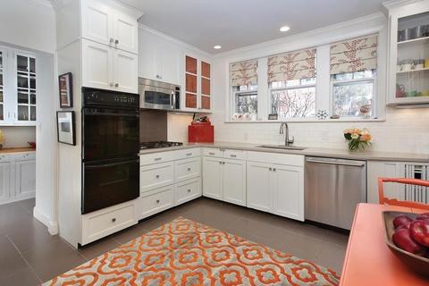 46 Channing Rd, Brookline, MA 02445 photo 8
