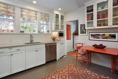 46 Channing Rd, Brookline, MA 02445 photo 9