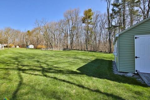 8 Glen Ct, Sutton, MA 01590 photo 7