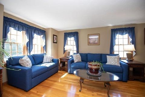8 Glen Ct, Sutton, MA 01590 photo 10