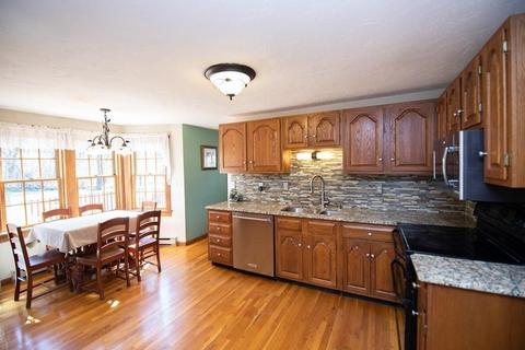 8 Glen Ct, Sutton, MA 01590 photo 14
