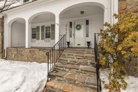 130 Flagg St, Worcester, MA 01609 photo 3