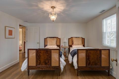 130 Flagg St, Worcester, MA 01609 photo 24