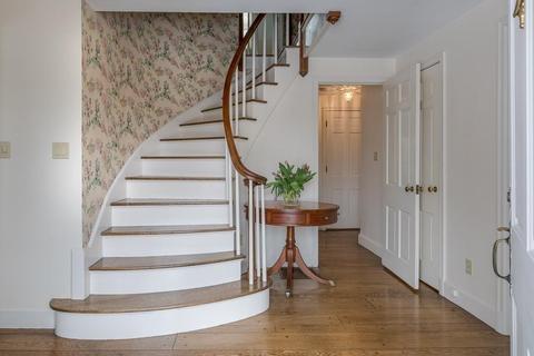 130 Flagg St, Worcester, MA 01609 photo 4