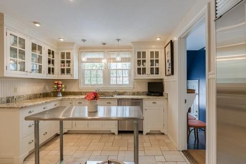 130 Flagg St, Worcester, MA 01609 photo 6