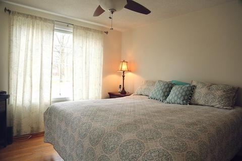 160 Plumtree Rd, Springfield, MA 01118 photo 16