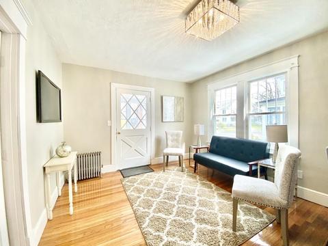 12 Howes St, Springfield, MA 01118 photo 3
