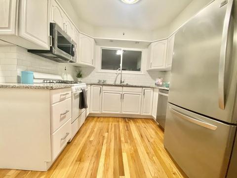 12 Howes St, Springfield, MA 01118 photo 5