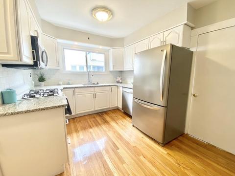 12 Howes St, Springfield, MA 01118 photo 35
