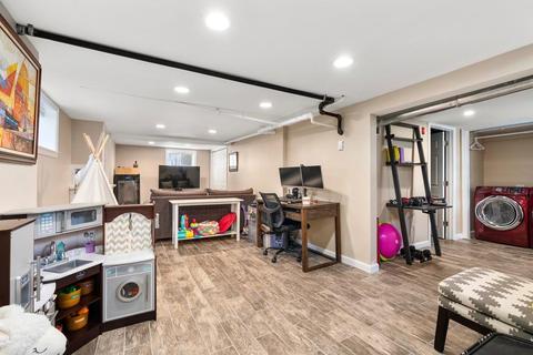 70 Spring St, Wakefield, MA 01880 photo 9