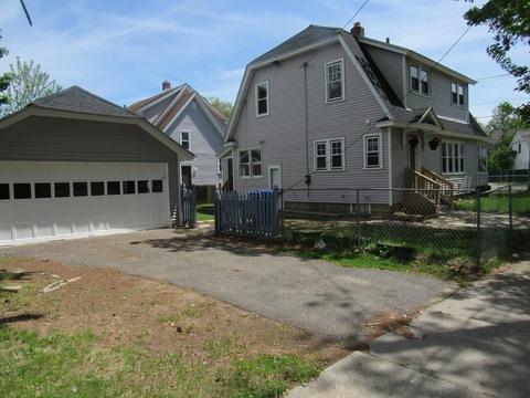 71 Meredith St, Springfield, MA 01108 photo 2