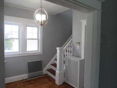 71 Meredith St, Springfield, MA 01108 photo 9