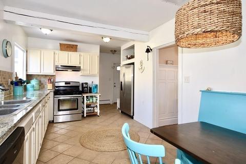 16 Longwood Ave, Wareham, MA 02571 photo 8