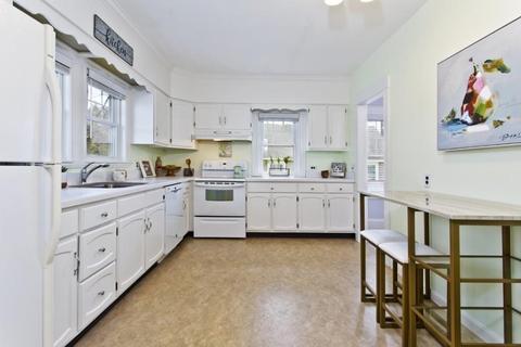 22 Elliott St, Reading, MA 01867 photo 10