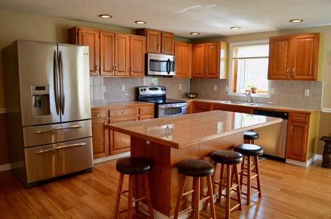 306 Bostwick Ln, Chicopee, MA 01020 photo 8