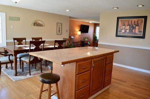 306 Bostwick Ln, Chicopee, MA 01020 photo 13
