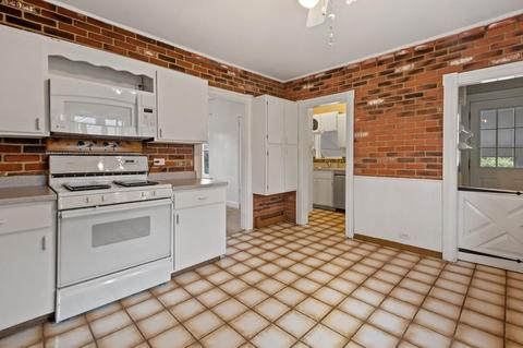 99 Acton St, Maynard, MA 01754 photo 10