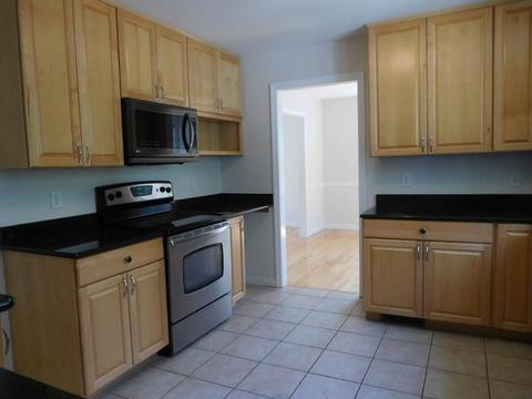 40 Carillon Cir, Easthampton, MA 01027 photo 19