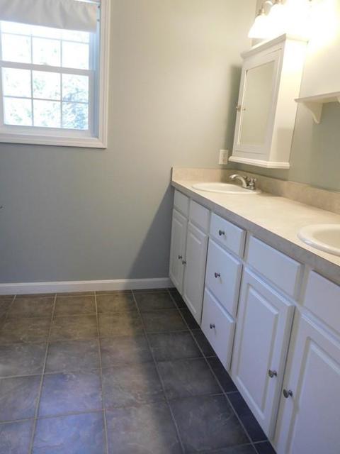 40 Carillon Cir, Easthampton, MA 01027 photo 32