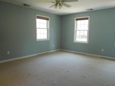 40 Carillon Cir, Easthampton, MA 01027 photo 22