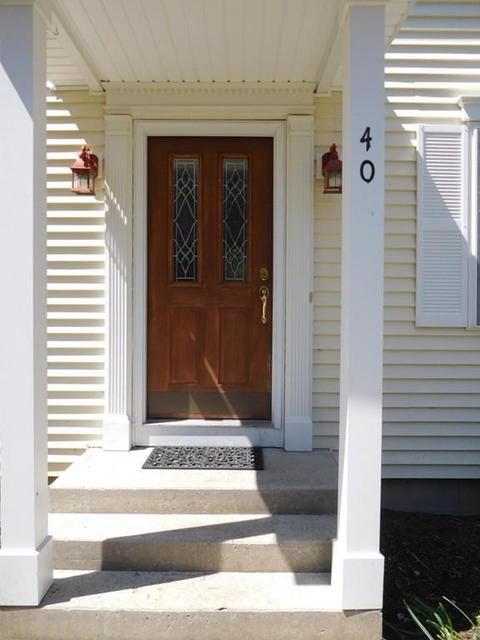 40 Carillon Cir, Easthampton, MA 01027 photo 2