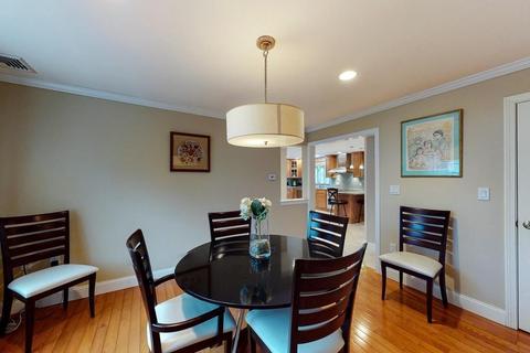 82 Walnut St, Walpole, MA 02081 photo 7