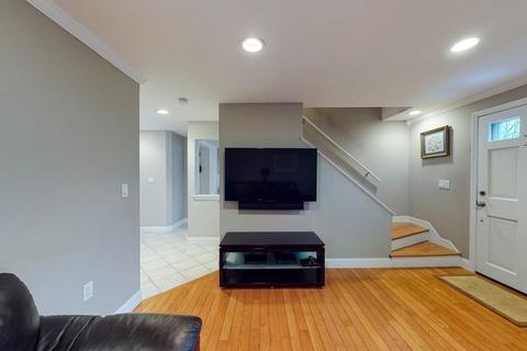 82 Walnut St, Walpole, MA 02081 photo 10