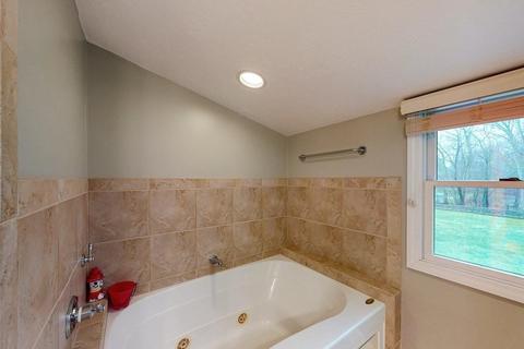 82 Walnut St, Walpole, MA 02081 photo 24