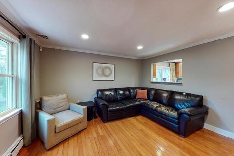 82 Walnut St, Walpole, MA 02081 photo 9