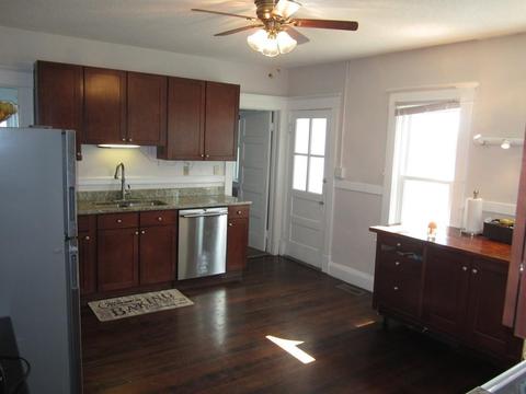 38 Shepherd St, Chicopee, MA 01013 photo 8