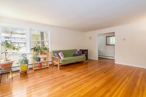196 Line St, Easthampton, MA 01027 photo 8