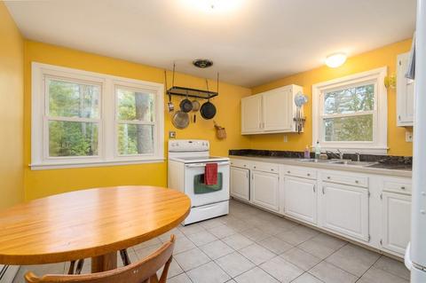196 Line St, Easthampton, MA 01027 photo 11