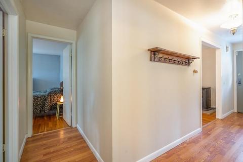 196 Line St, Easthampton, MA 01027 photo 15