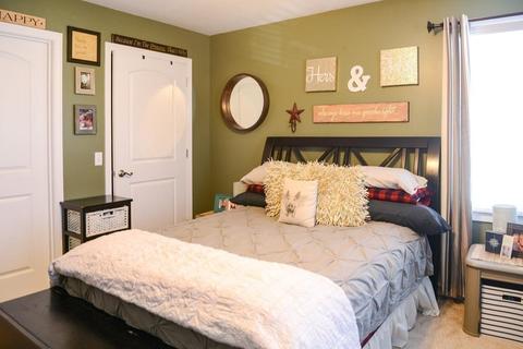 76 Russell St, Springfield, MA 01104 photo 24