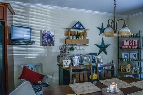 76 Russell St, Springfield, MA 01104 photo 7
