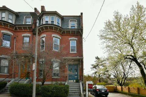 30 Everett St #1, Jamaica Plain, MA 02130 photo 2