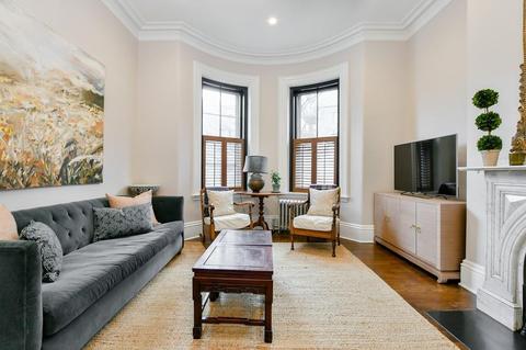 30 Everett St #1, Jamaica Plain, MA 02130 photo 9