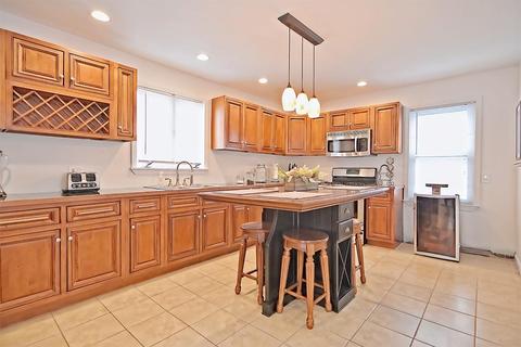 199 Smith St, Fall River, MA 02721 photo 14