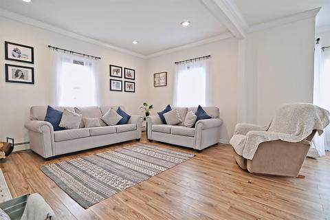199 Smith St, Fall River, MA 02721 photo 4