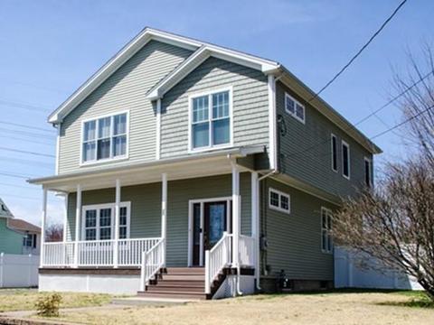 25 Quartus St, Chicopee, MA 01013 photo 1