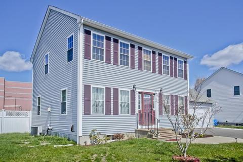 50 Naismith St, Springfield, MA 01104 photo 2