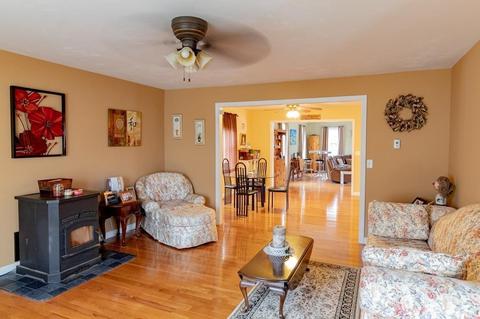 60 Eagle Dr, Dudley, MA 01571 photo 11