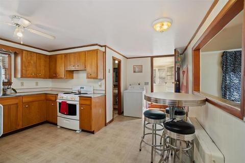 19 5th Ave, Webster, MA 01570 photo 24