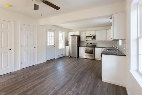 46 Nelson St, Warren, MA 01083 photo 6