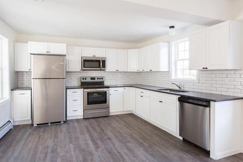 46 Nelson St, Warren, MA 01083 photo 4
